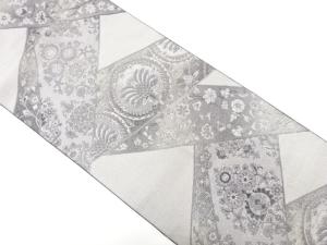 切りばめ風　華紋に花更紗模様織り出し　名古屋帯